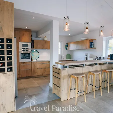 Tomtrousse * Les Portes-en-Re